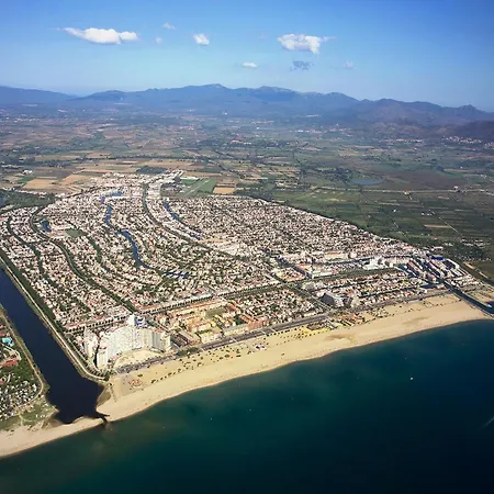 Vila Apart-rent Casa Montgri 0130 Empuriabrava