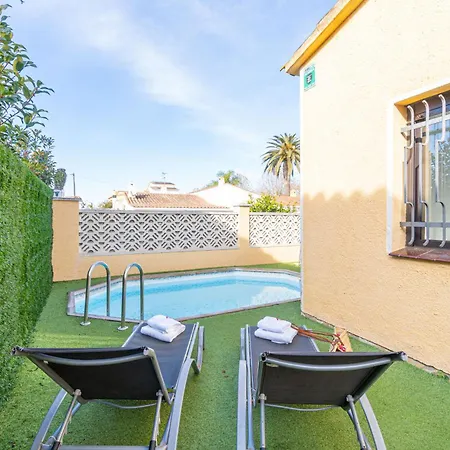 Apart-rent Casa Montgri 0130