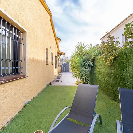 Vila Apart-rent Casa Montgri 0130 Empuriabrava